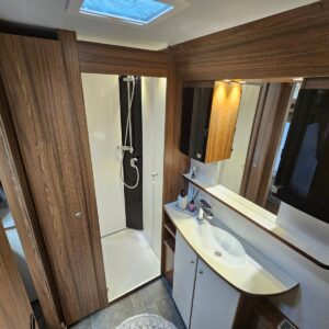 Caravane Customized Polar 730 – Image 10
