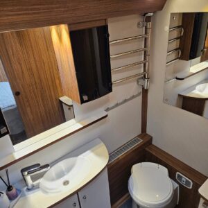 Caravane Customized Polar 730 – Image 8