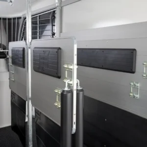 Van chevaux Ifor Williams HBX 511 avec sellerie – Image 8