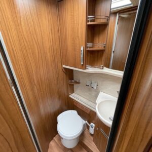 Camping-Car Hymer B708 ​​​​​​Premium Line – Image 14