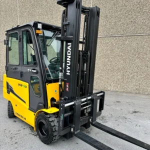 Chariot Hyundai 35B-9U - 2023 – Image 7