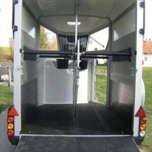 Van 2 places Ifor Williams HBX 511 – Image 15