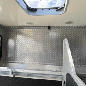 Camion chevaux 3 chevaux Mercedes-Benz – Image 20