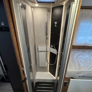 Camping Car Benimar Mileo 263 – Image 18