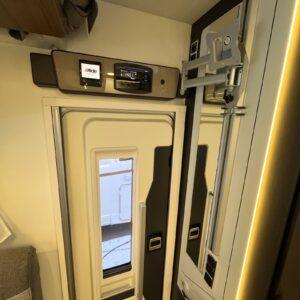 Camping Car Benimar Mileo 263 – Image 7