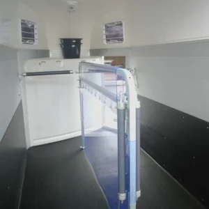 Remorque pour chevaux 2 places HUMBAUR – Image 9