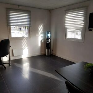 Conteneur de bureaux/résidentiels de 100 m² – Image 9