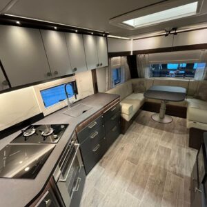 Caravane Polar 680 BSA BLACKLINE – Image 23