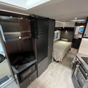 Caravane Polar 680 BSA BLACKLINE – Image 20