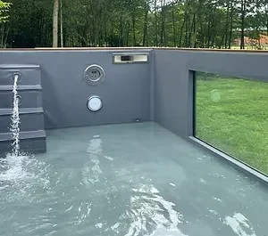 Piscine Conteneur Prête à l'Emploi de 6,2 mx 2,5 m avec Fenêtre de Piscine – Image 5