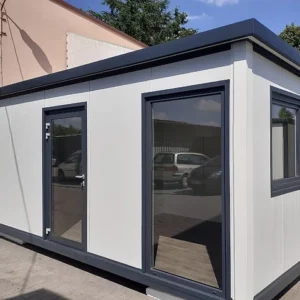 Maison d'été sans autorisation 17m2 avec salle de bain et cuisine – Image 9