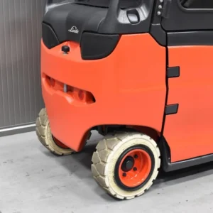 LINDE E 30 HL/600-01-3000 kg jusqu'à 4490 mm – Image 6