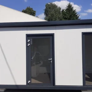 Maison d'été sans autorisation 17m2 avec salle de bain et cuisine – Image 8