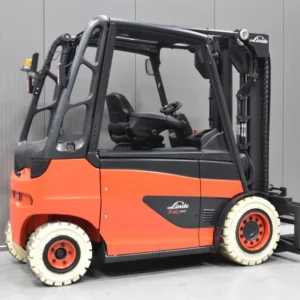 LINDE E 40 H/600-01 - 4000 kg jusqu'à 3120 mm