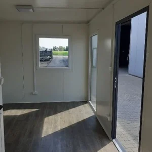 Maison d'été sans autorisation 17m2 avec salle de bain et cuisine – Image 7