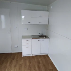 Maison d'été sans autorisation 17m2 avec salle de bain et cuisine – Image 5