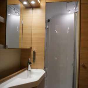 Caravane Knaus SÜDWIND 650 PXB – Image 21