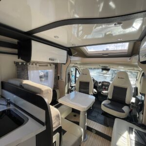 Camping-Car Benimar 263 – Image 18