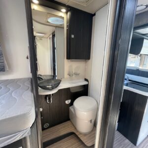 Camping-Car Benimar 263 – Image 12