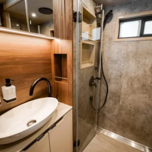 Scania STX Camping-car/Sport automobile – Image 9