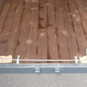 Conteneur 15 pied avec installation électrique,grilles d’aération et verrou clef – Image 9