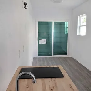 Maison conteneur de 40” Modèle “EPINA”Bleu – Image 7