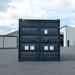 Conteneur 15 pied avec installation électrique,grilles d’aération et verrou clef – Image 3