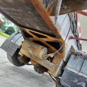 Remorque à courroie à fond mouvant Trail King 2011 de 48 pi à 5 essieux – Image 9