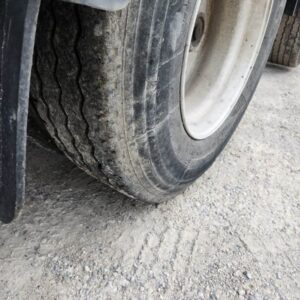 Remorque à courroie à fond mouvant Trail King 2011 de 48 pi à 5 essieux – Image 4