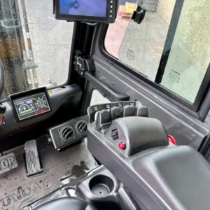 Chariot Hyundai 35B-9U - 2023 – Image 3