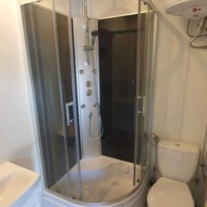 Conteneur d’habitation 3,00 x 8,00m entièrement prêt à emménager – Image 9