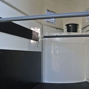 Vans Humbaur Capacité 1,5 Chevaux – Image 3