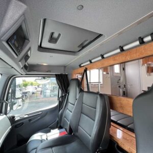 Camion chevaux 3 chevaux Mercedes-Benz – Image 12