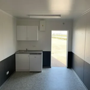 CONTENEUR 20 PIEDS UNITÉ D'HÉBERGEMENT 6 X 3 AVEC CUISINE – Image 4